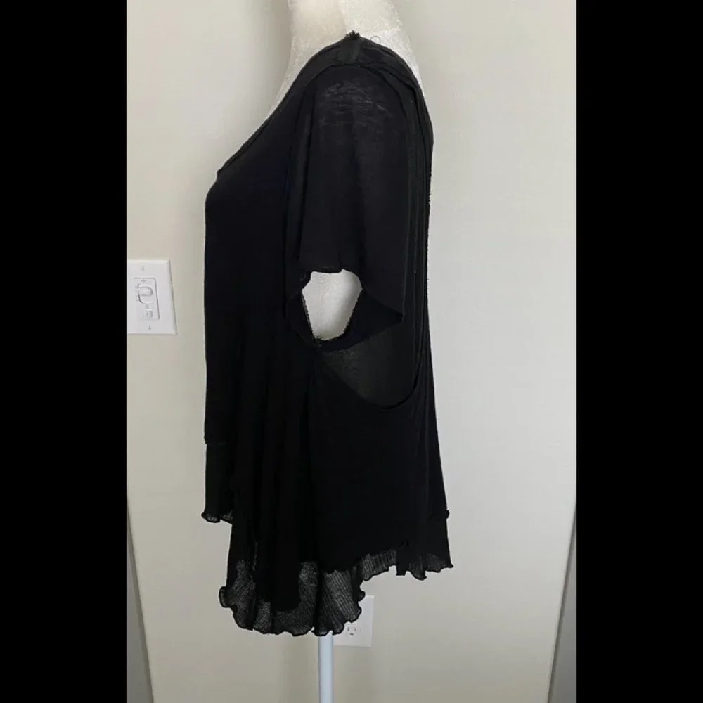 FREE PEOPLE Black Blouse‎